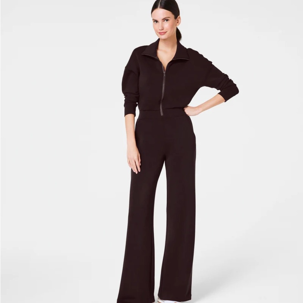 SPANX® AirEssentials
Long Sleeve Wide Leg Jumpsuit